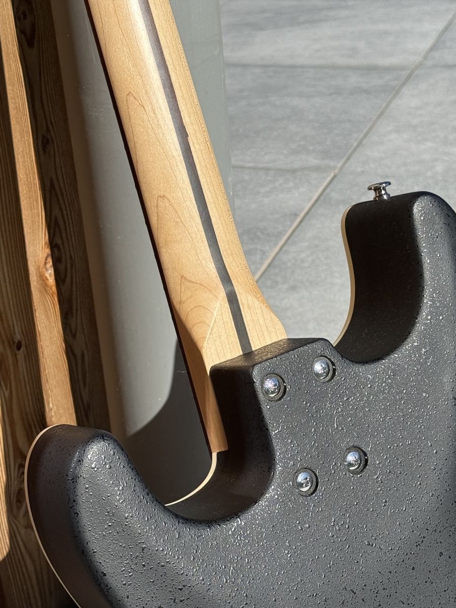 Fender Strumenti musicali: Fender Stratacoustic comme neuve avec housse – Usato da Hérémence venduto da Xylosophie 6