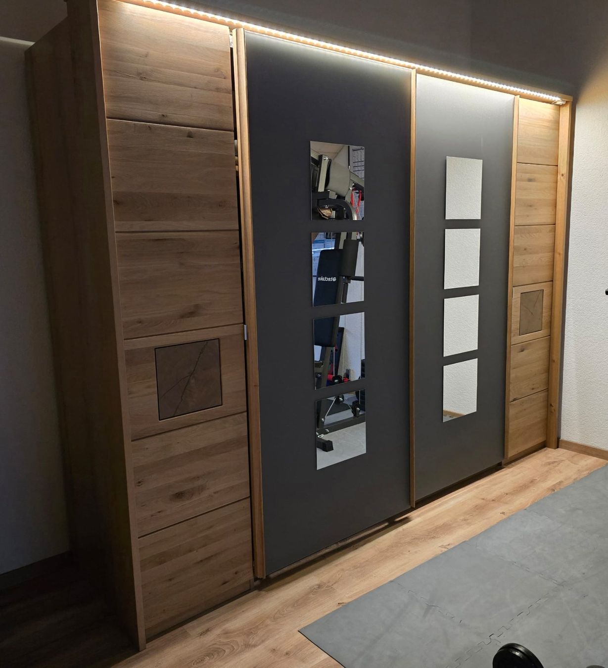 Armadi: Kleiderschrank zu verkaufen – Usato da Gunzgen venduto da rom_tl8j 1