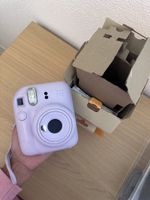 Fujifilm Instax Mini 12 Kamera lila mit OVP gebraucht
