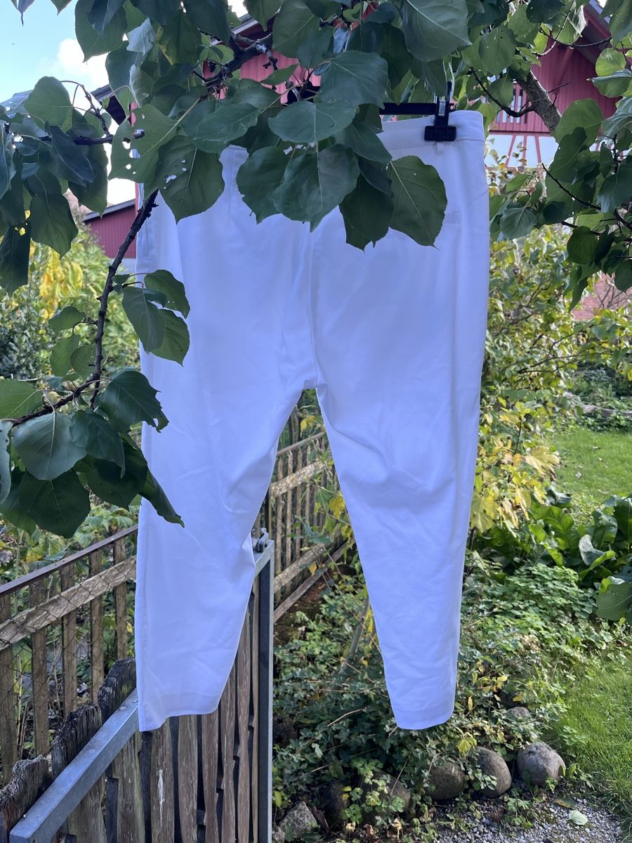 H&M Pantaloni: weisse enge Hosen gr. 44 – Usato da hüntwangen venduto da Fiorenzaanna