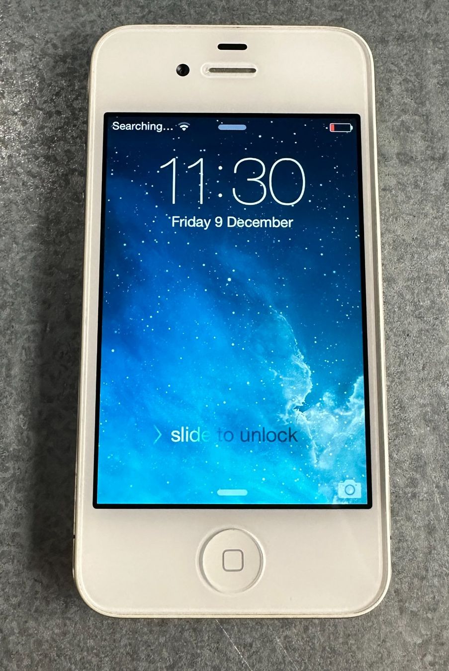 Apple iPhone 4, 16GB, Weiss (Gebraucht) in Basel für CHF 19 – mit
