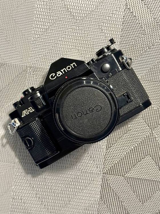 Appareil photo: Canon A-1 e obiettivi – D'occasion à Paradiso par andrealugano