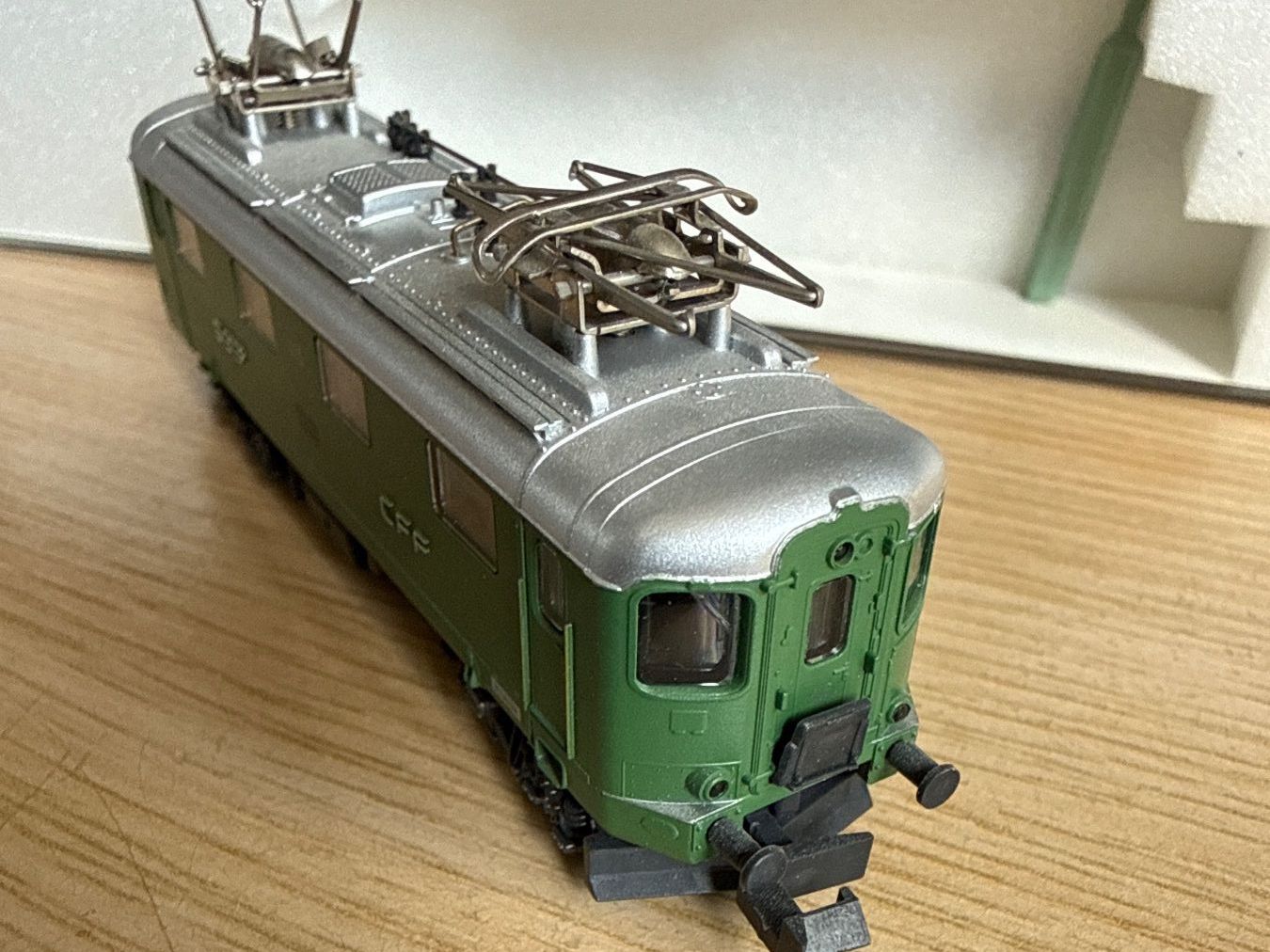 Hobbytrain Modelleisenbahnen: Hobbytrain N SBB/CFF Re4/4 I – Neu (gemäss Beschreibung) aus Rümlang von dat_2b6c 2