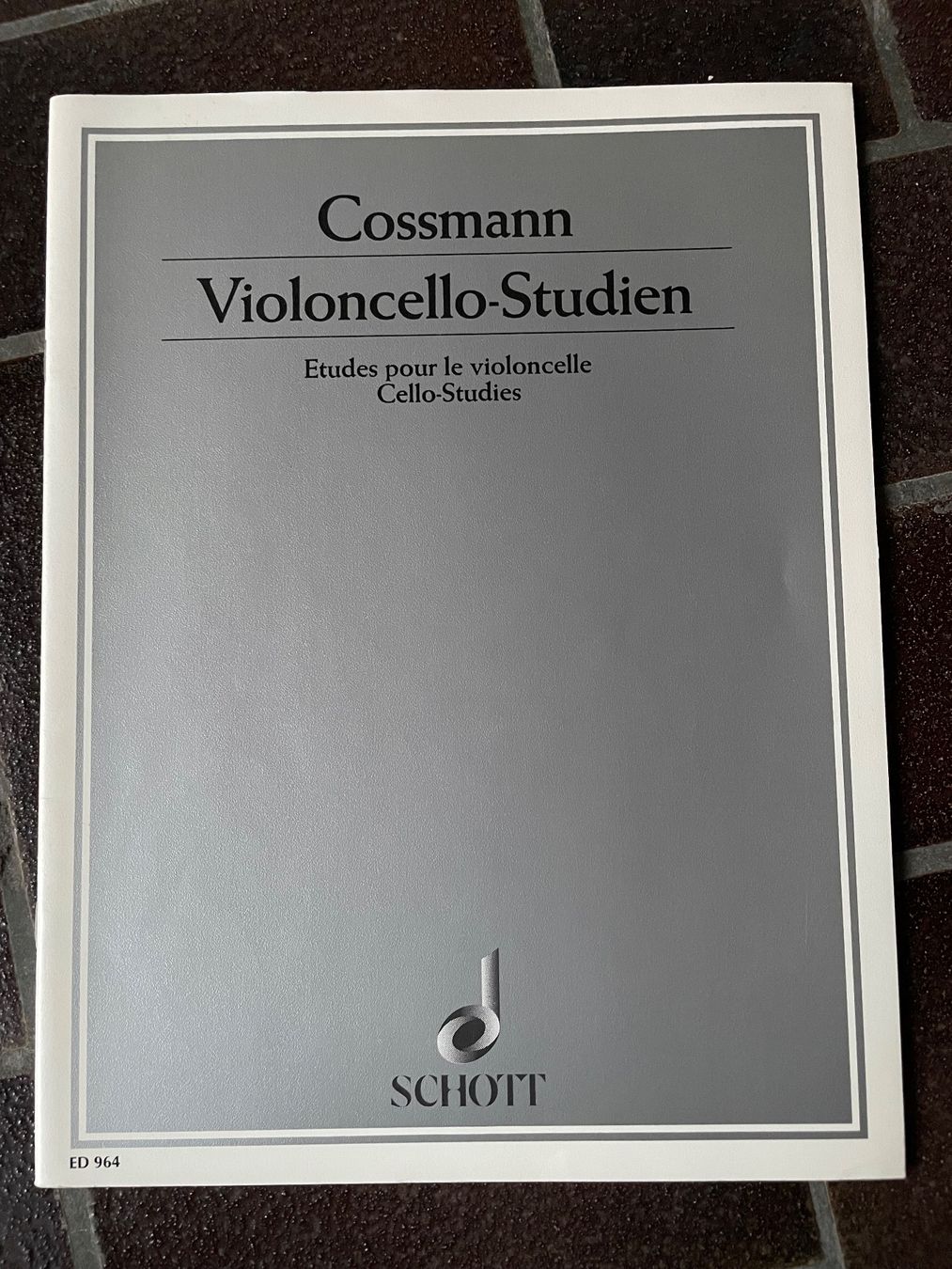 Libri: Cossmann Violoncello Studien Cello Noten Etuden – Nuovo (secondo la descrizione) da Esslingen venduto da Zeppi1