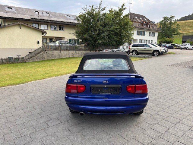 Ford Automobili: Sehr gepflegt Ford XR3i – Usato da Ursenbach venduto da Driver88 3