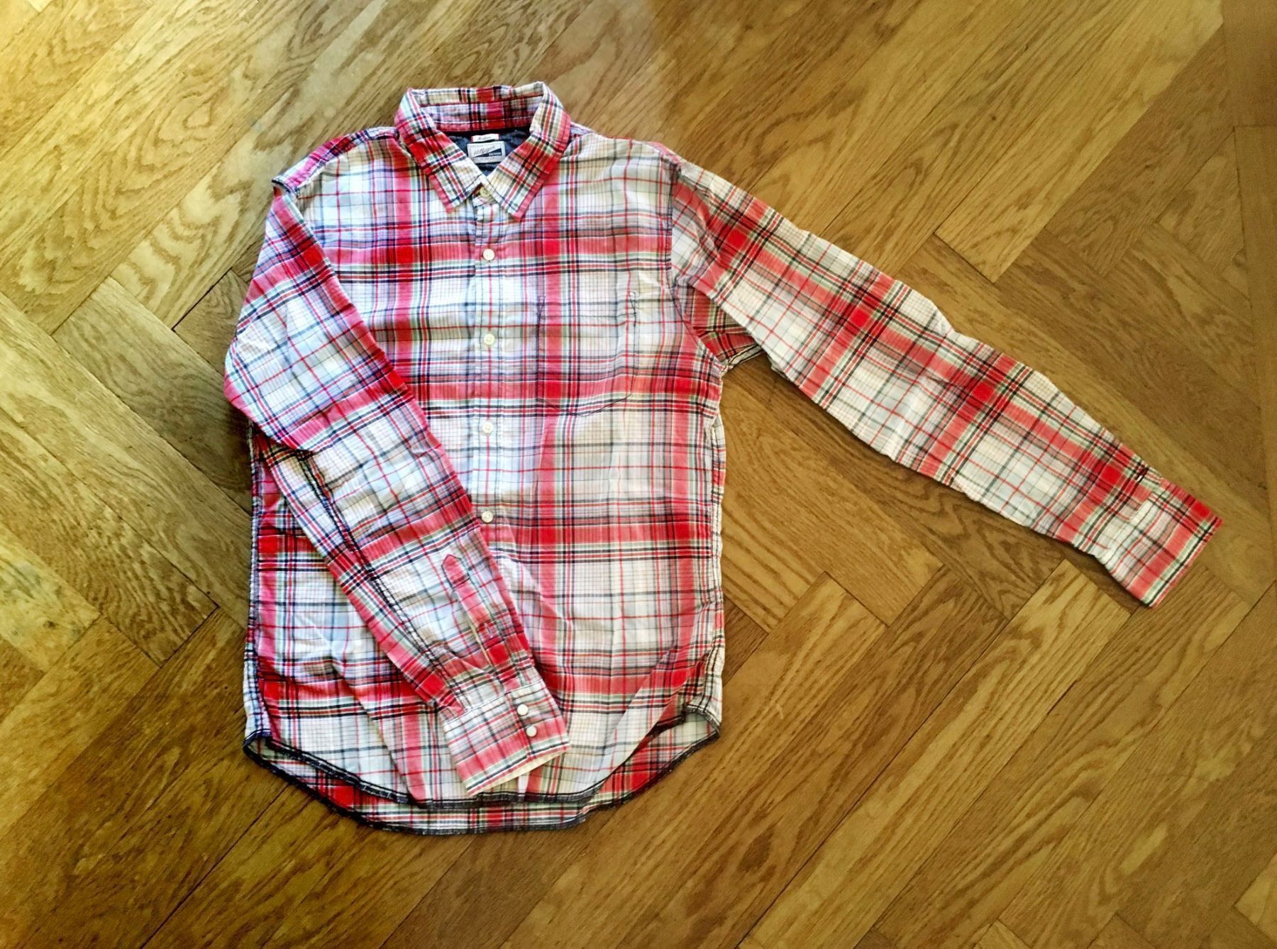 Camicie: chemise HILFIGER – Usato da LAUSANNE venduto da PUMPERNICKEL3 4