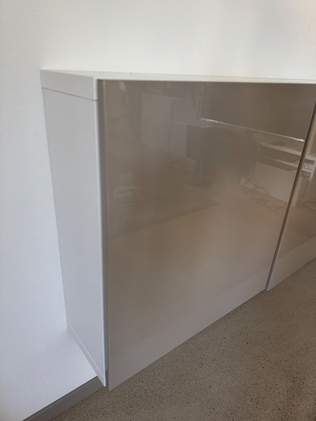 Ikea Commodes: Sideboard Besta Ikea, beige/weiss – D'occasion à Zürich par Saskia125 6