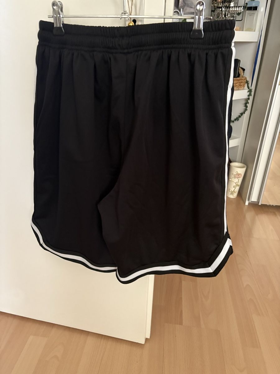 Pantalons: Whitechapel Mesh shorts – D'occasion à Muttenz par d0ni.__ 1