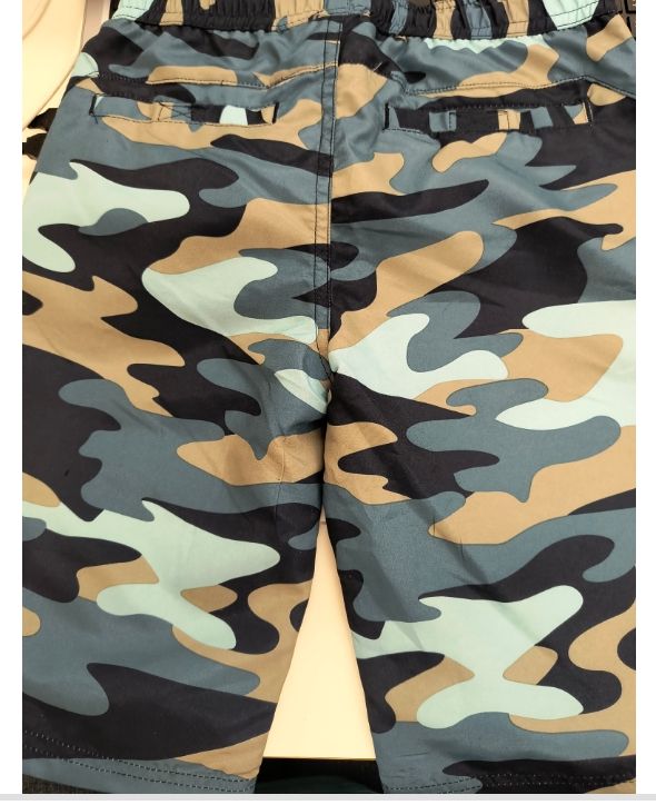 Costumi da bagno: Badeshorts Camouflage Gr 122 – Usato da Schöfflisdorf venduto da kin_2dp9