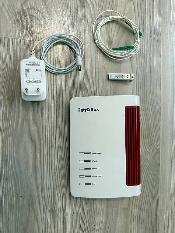 Fritz Modem & Router: FritzBox! 5530 Edition AON – Usato da Wallisellen venduto da chrfuchs