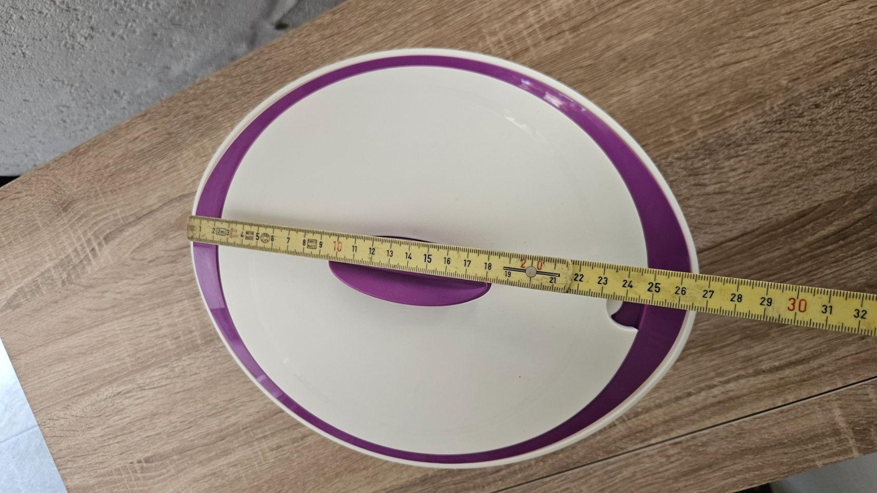 Tupperware Contenitori & Simili: Set Tupperware bianco e viola – Usato da Melano venduto da H-Sara 4