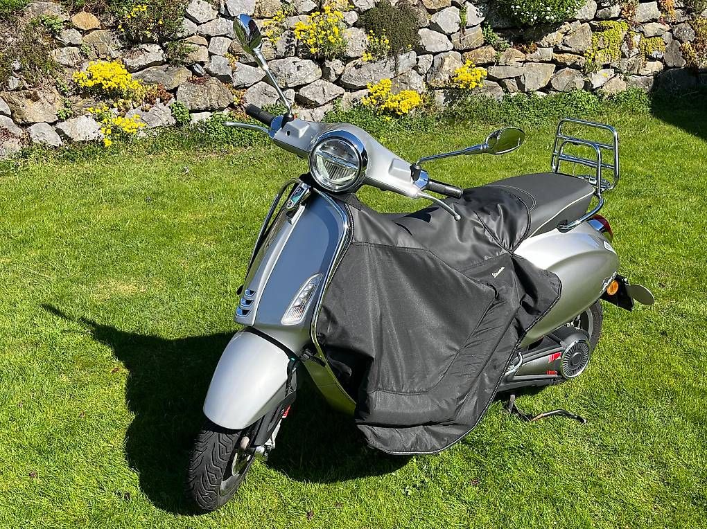 Scooters: PIAGGIO Vespa ElettricaL3 70km – Gebraucht aus Hauptwil von tamboo 3