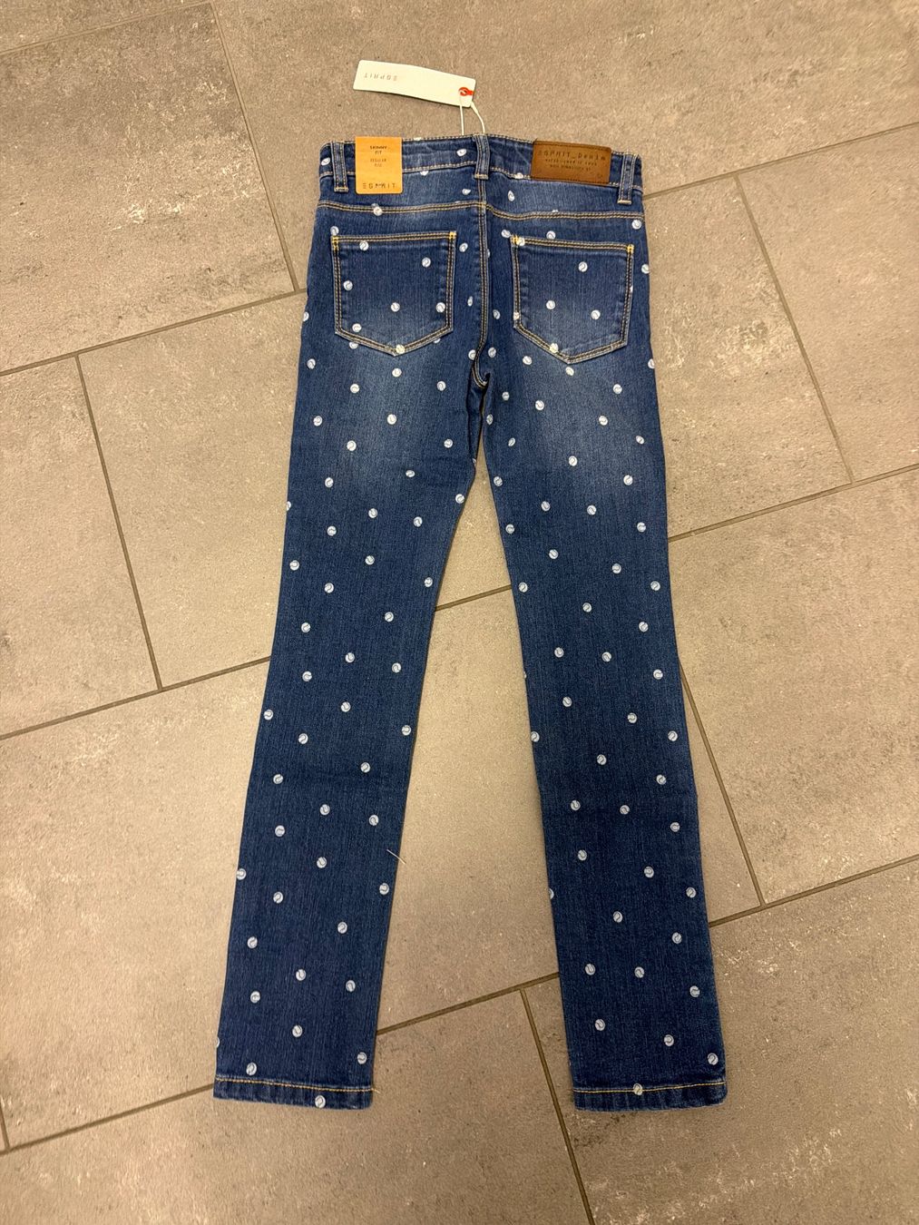 Esprit Pantaloni: Neur Jeans von Esprit – Nuovo e nell'imballaggio originale da Steffisburg venduto da elle013 1