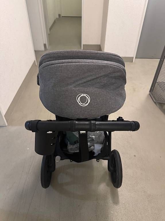 Bugaboo Carrozzine: Bugaboo Fox 5 Kinderwagen, Top Zustand – Usato da Dübendorf venduto da nik_yh8r