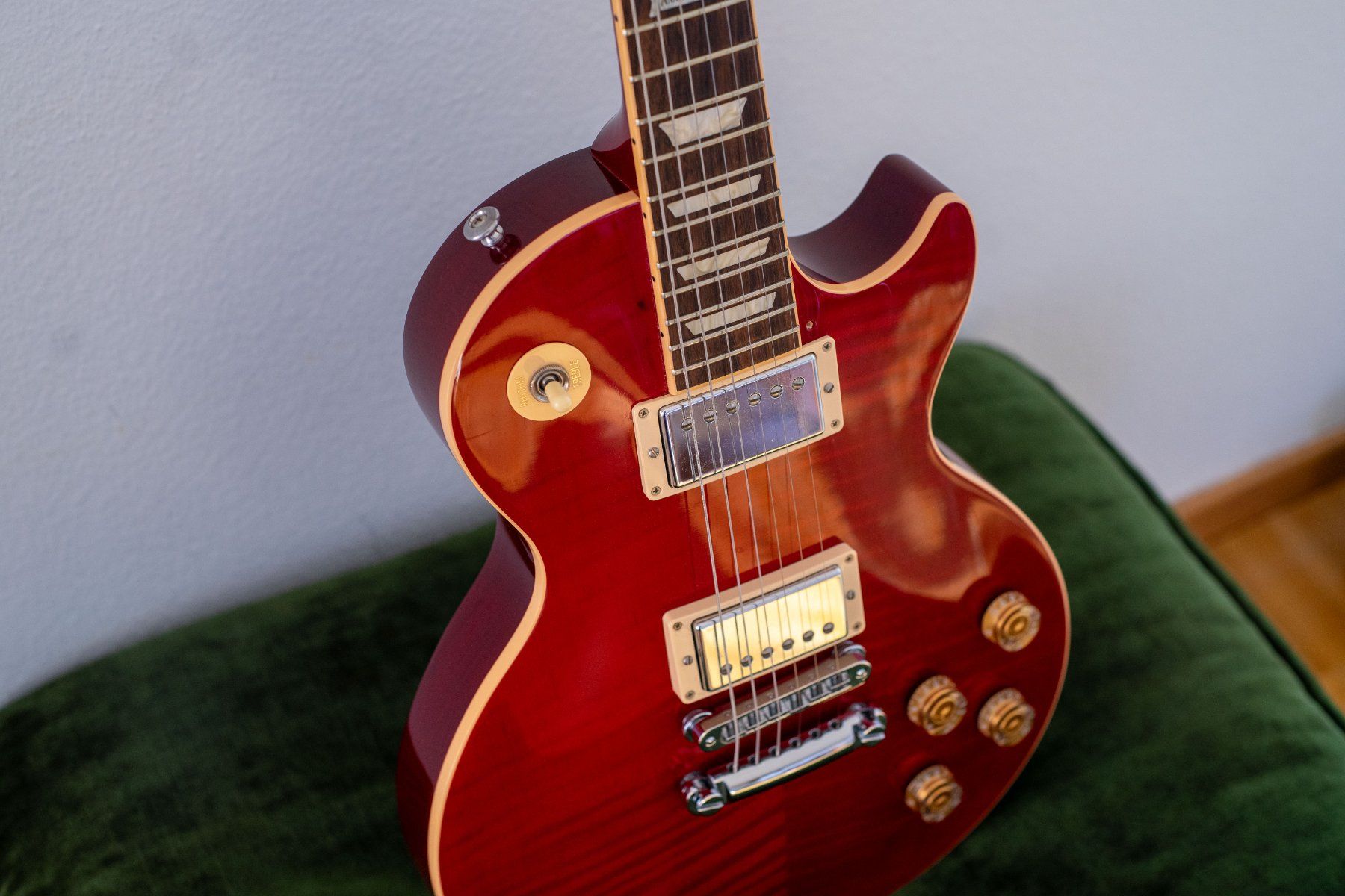 Strumenti musicali: Gibson Les Paul Standard Plus 2014  inkl. Original Case – Usato da Basel venduto da Humbucker 2