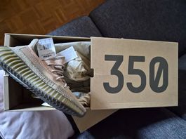Yeezy Boost 350, Gr. 9.5, neu, original 