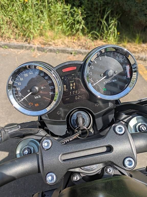 Strada: Kawasaki Z 900 RS – Usato da Luzern venduto da Laranjet 4