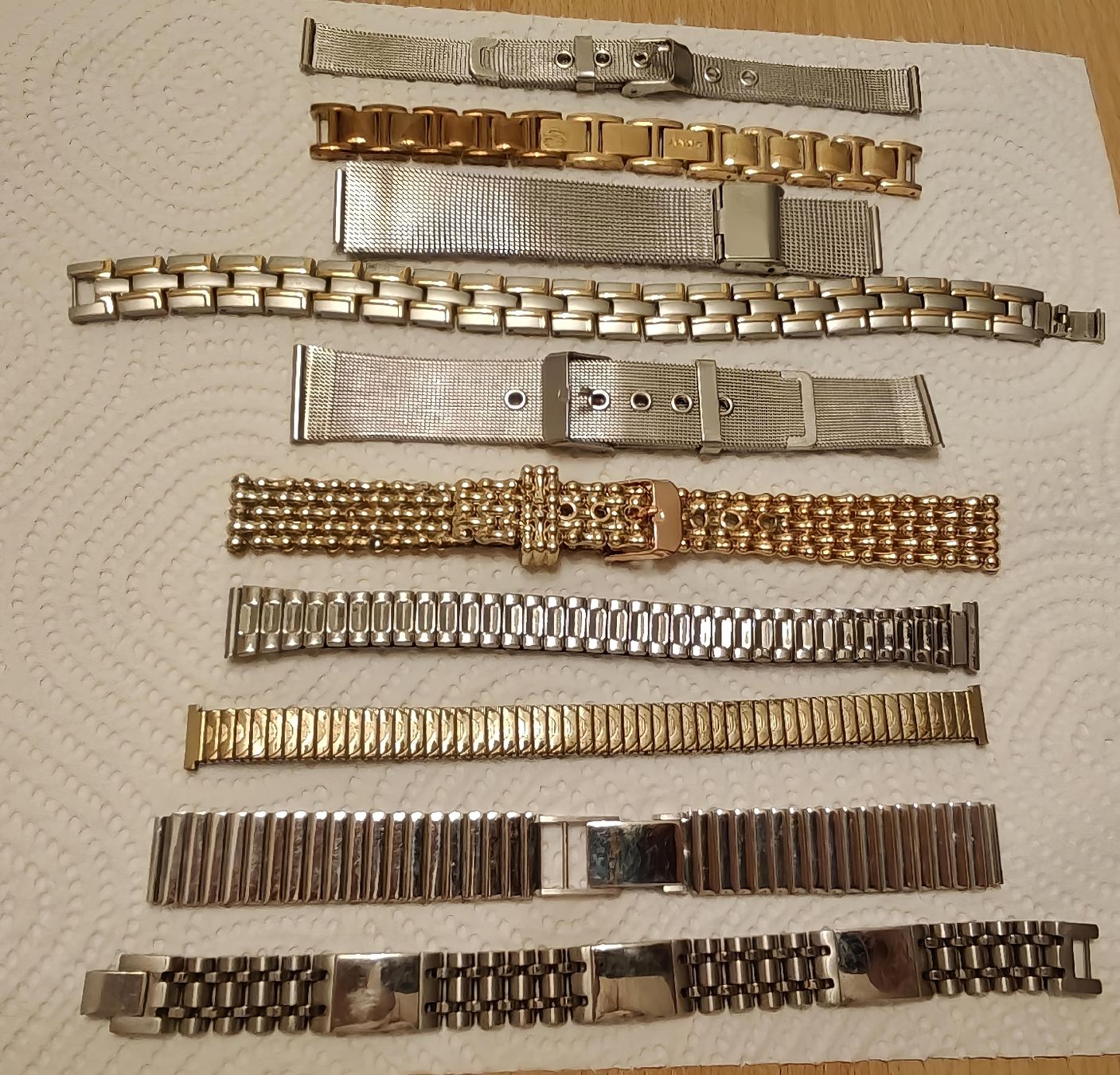 Bracciali & Braccialetti: Konvolut Uhrenarmbänder, gebraucht – Usato da Riehen venduto da Wolke3