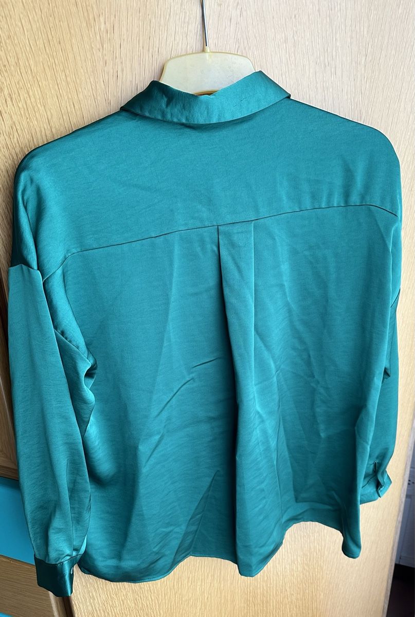 Zara Camicette: Satin Bluse XS - Zara – Nuovo e nell'imballaggio originale da Morbio Superiore venduto da mic_8qcl 1