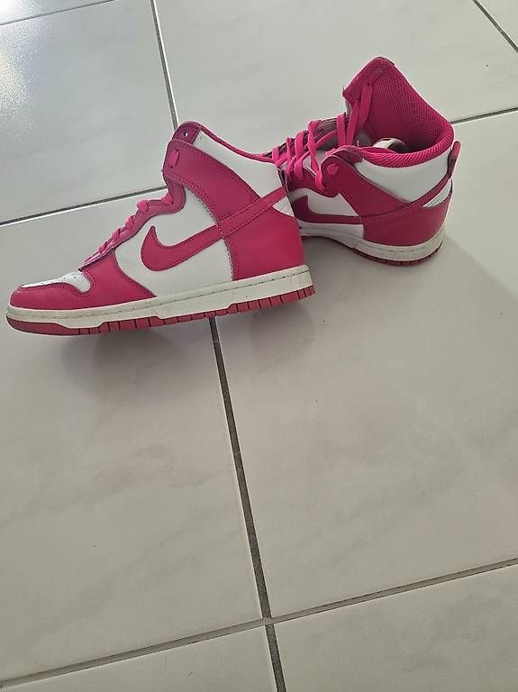 Chaussures hommes: Schöner Nikeschuh – D'occasion à Stetten AG par Mugge09 2