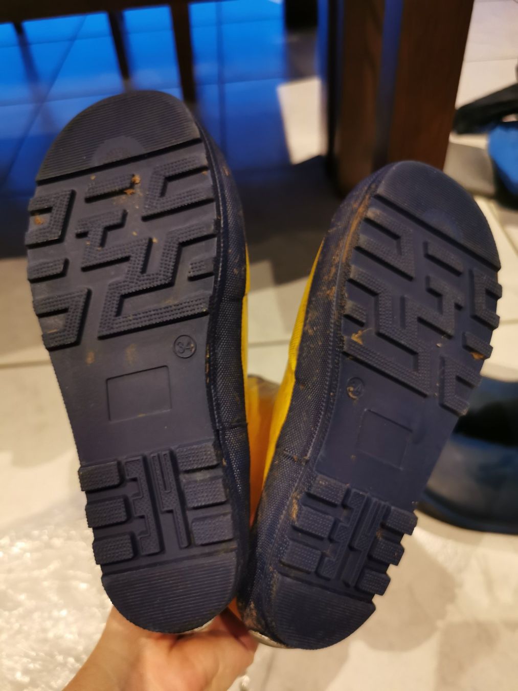 Scarpe per ragazzi: 2 Paar Gummistiefel Gr. 33/34 – Usato da Konolfingen venduto da torina85 3