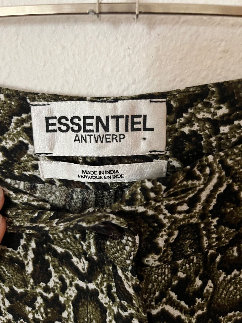 Hosen: Jupe culotte léopard Essentiel Antwerp – Gebraucht aus Cully von FranVey 2