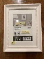 Cadre en bois blanc romantique