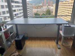 Höhenverstellbarer Schreibtisch 200×90, elektrisch, 2-motor