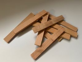 Bastelklötzchen Kirschbaum L: 160 mm, B: 22 mm, D: 8 mm