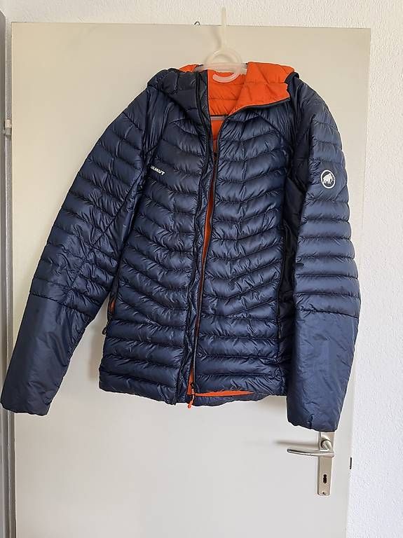 Mammut Jacken: Mammut Eigerjoch Advanced In Grösse L – Gebraucht aus Flamatt von Prostaff85
