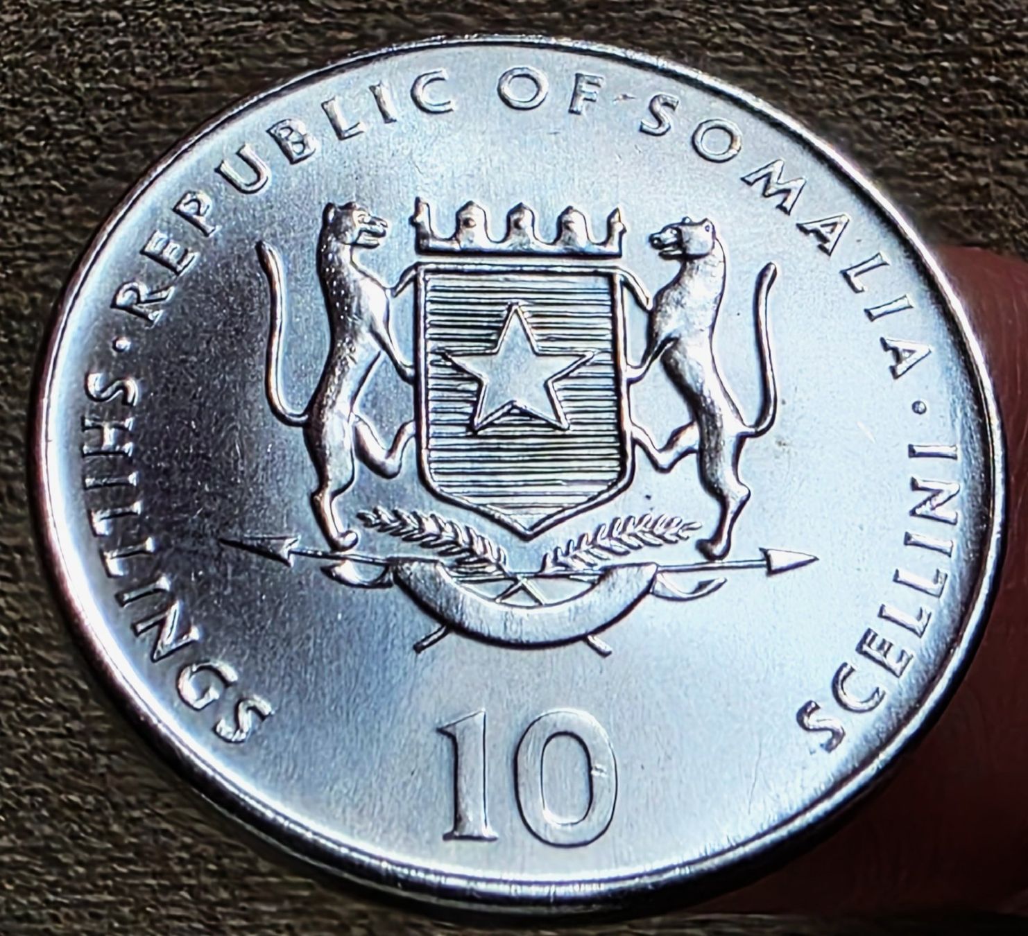 Tutti le monete: SOMALIEN 10 SHILLINGS 2000 UNZ. – Nuovo (secondo la descrizione) da winterthur venduto da CoinPassion 1
