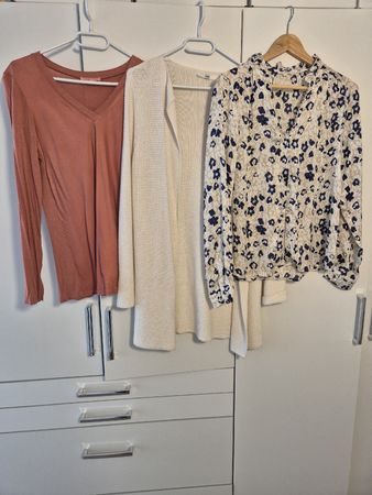 Ange Strickjacke, Lili&Lala Bluse und Sa'Sa Shirt, M