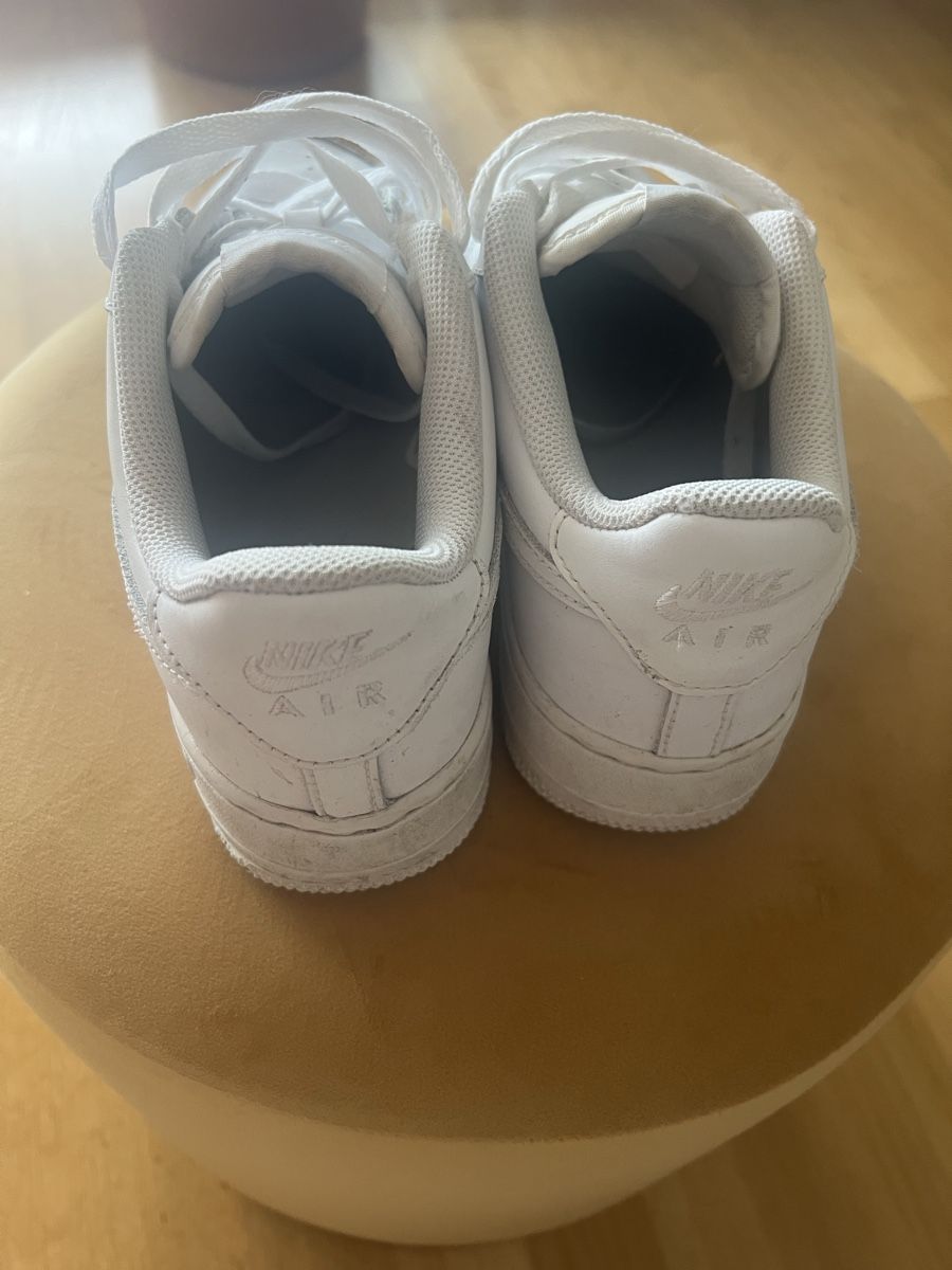 Nike Scarpe da uomo: Nike Air Force 1, Grösse 38.5, weiss – Usato da Sisseln AG venduto da L.A.88 3