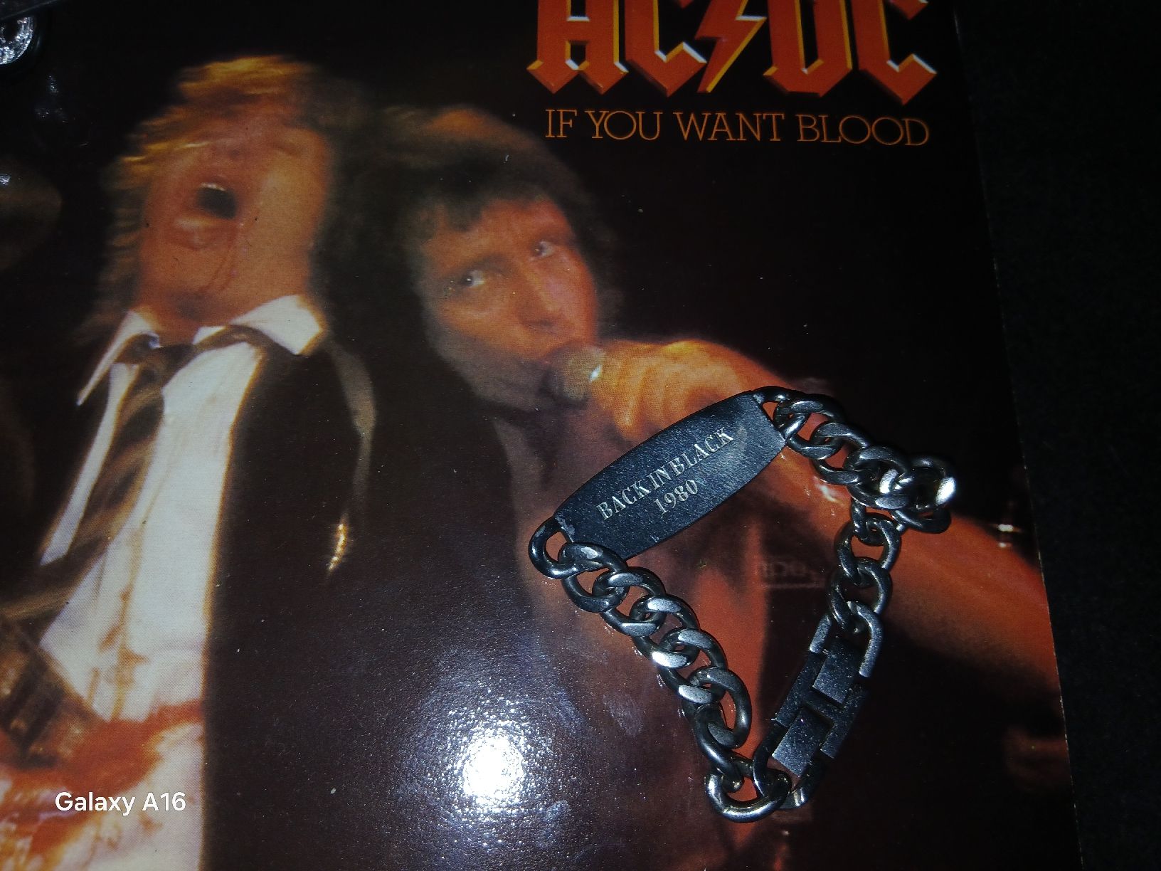 Bracciali & Braccialetti: BACK IN BLACK 1980 Edelstahl Armkette – Usato da Luzern venduto da Cash_Back007 2