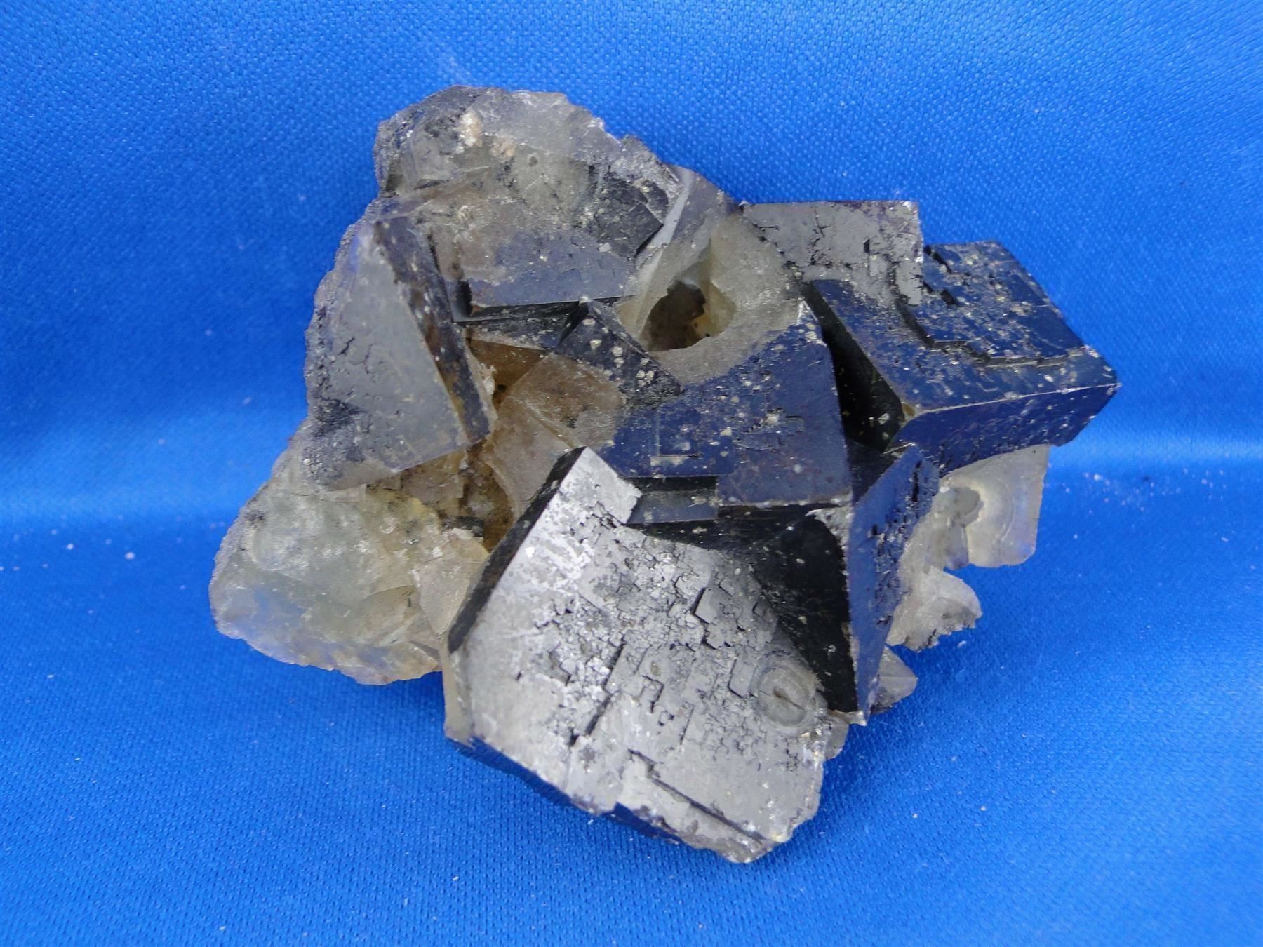 Minerali & Pietre curative: Fluorit – Usato da Schinznach Bad venduto da Demerald 6