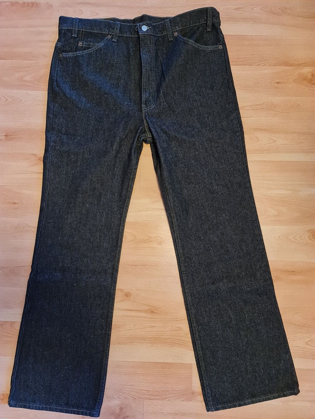 Levi's Jeans: LEVI'S Boot CUT 517 Dark W40/L32 – Nuovo (secondo la descrizione) da Embrach venduto da Ta89