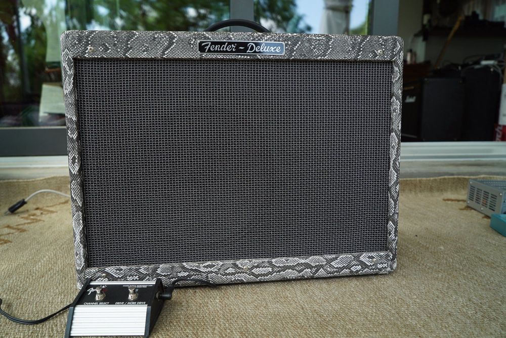 Fender Limited Edition Hot Rod Deluxe Python "Python" Snak Kaufen