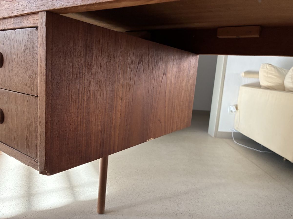 Schreibtische: Schreibtisch Mid-Century – Gebraucht aus Zürich von and_7n6d 5