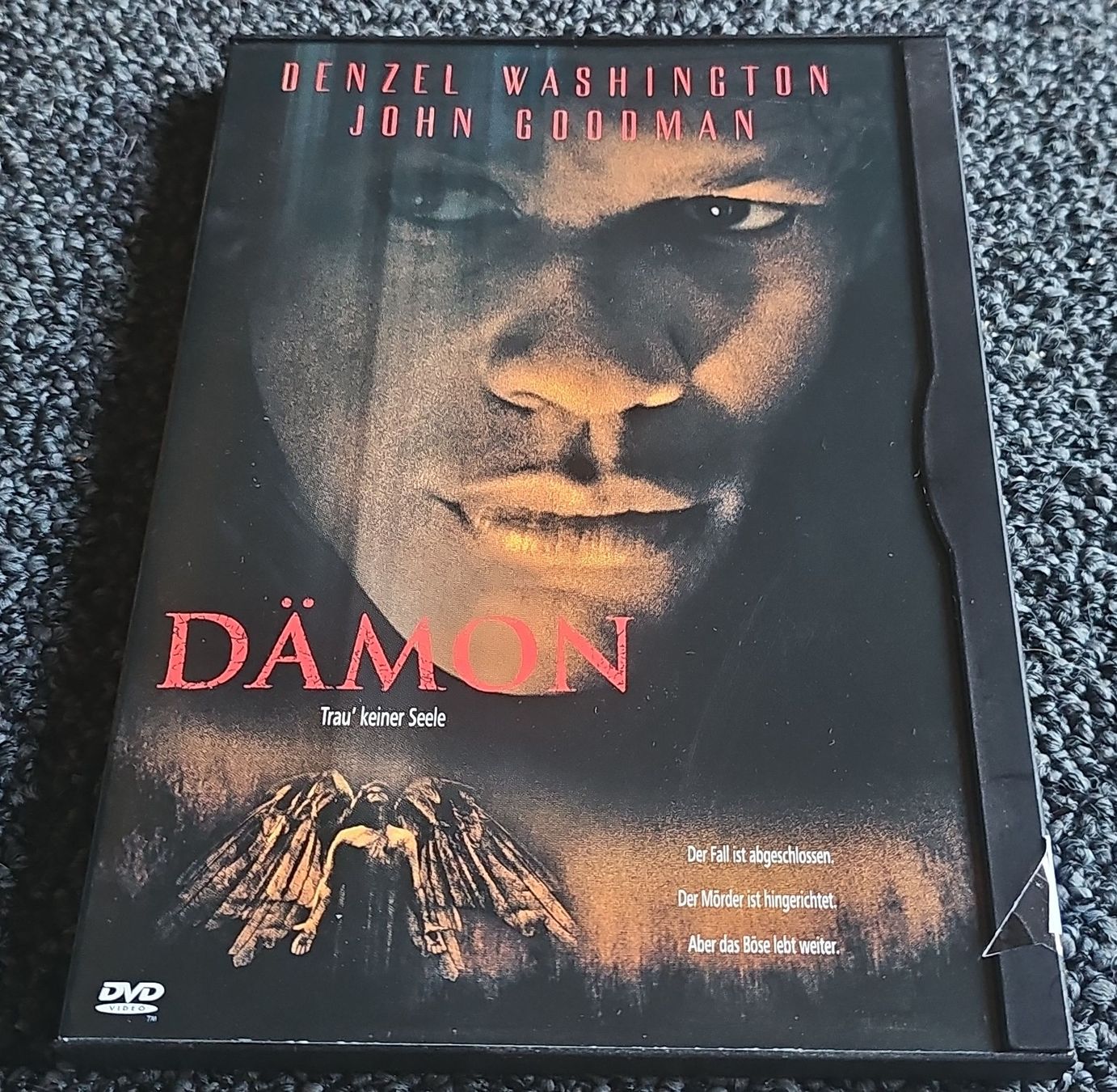 Tutti i DVDs: Dämon (22932) – Usato da Ruswil venduto da jan_bxl5