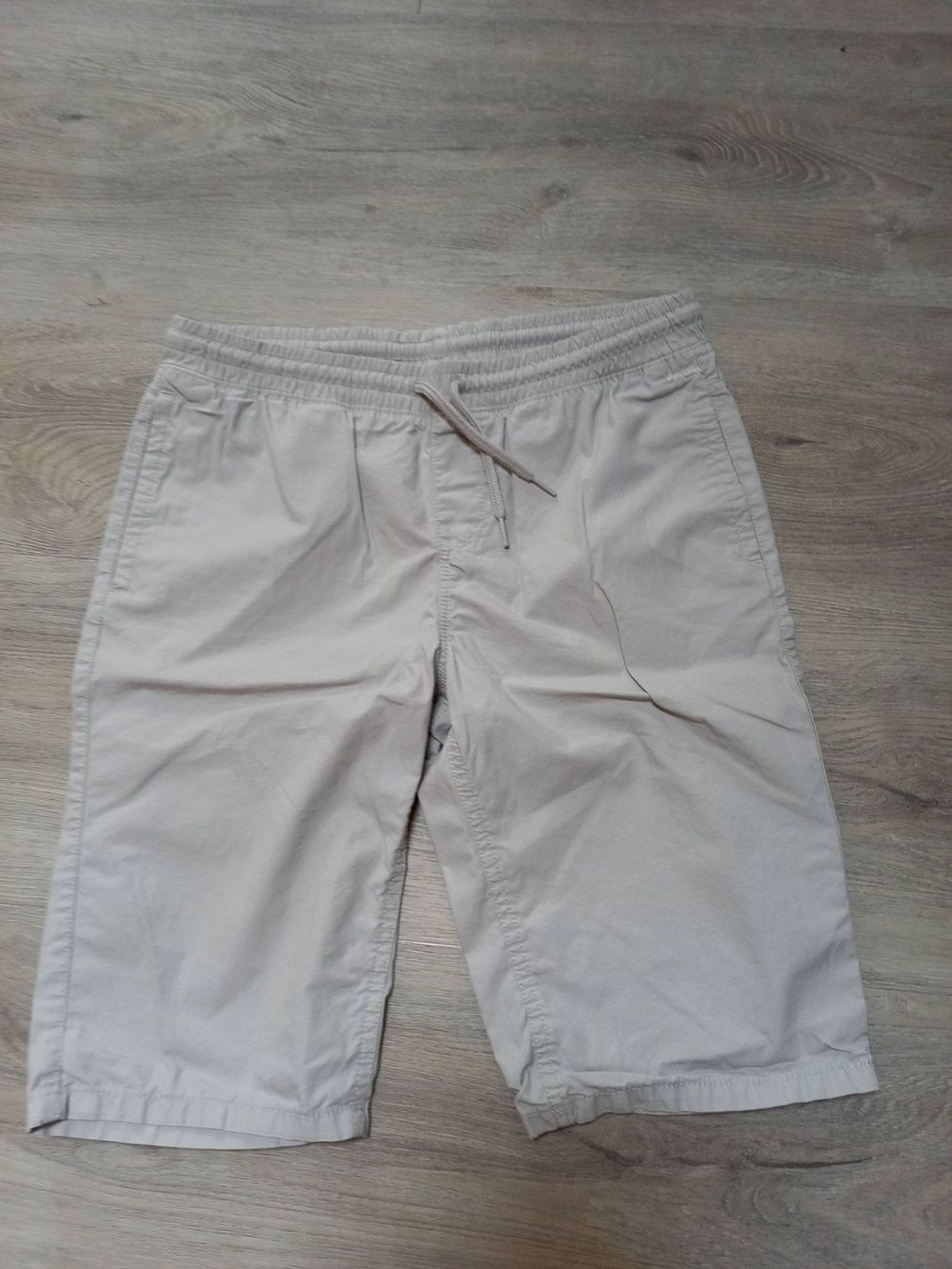 Pantaloni: Graue Sommerhose  40/42 – Nuovo (secondo la descrizione) da Bätterkinden venduto da Elefantenzoo