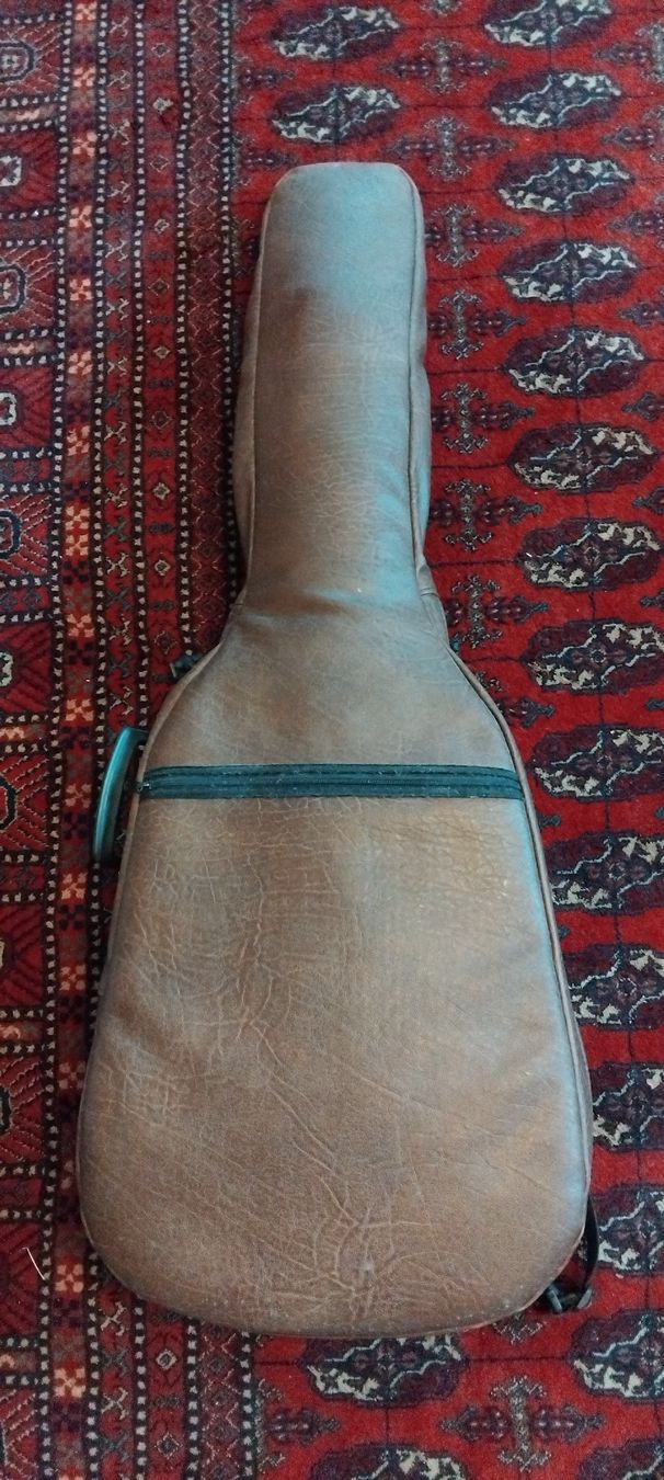 Musikinstrumente: Acoustic guitar – Neu (gemäss Beschreibung) aus Villars-sur-Glâne von max_pd52 1