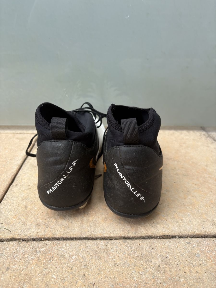Nike Herrenschuhe: Nike Phantom Fussballschuhe – Gebraucht aus Würenlos von anx.ne 2