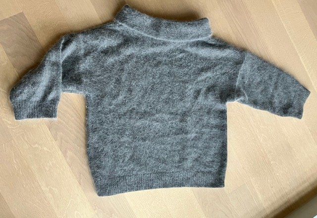 Madeleine Pulls & Sweat-shirts: Pullover Gr. 36/38 mit Mohair, Madeleine, grau – D'occasion à Brugg AG par Hellviolett 2