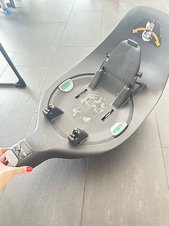 Seggiolini per auto: CYBEX Base Z ISOFIX – Usato da Thayngen venduto da vin_vq79