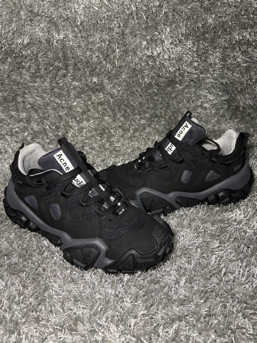 Acne Studios Scarpe da donna: Acne Studios Black Sneakers Size 38  – Nuovo (secondo la descrizione) da Brislach venduto da edu_t6pq