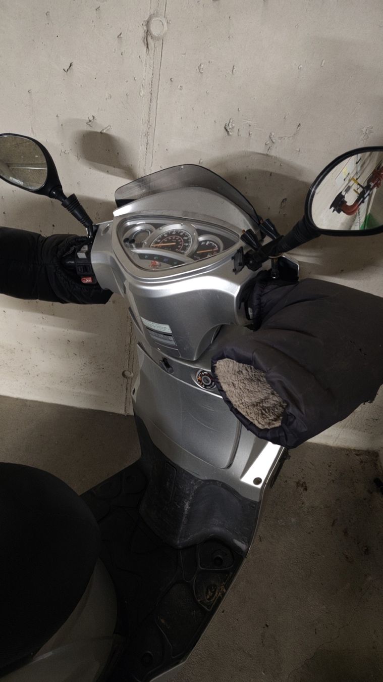 Kymco Scooter: KYMCO people 125 S motorrad – Usato da Fehraltorf venduto da Nefi633 1
