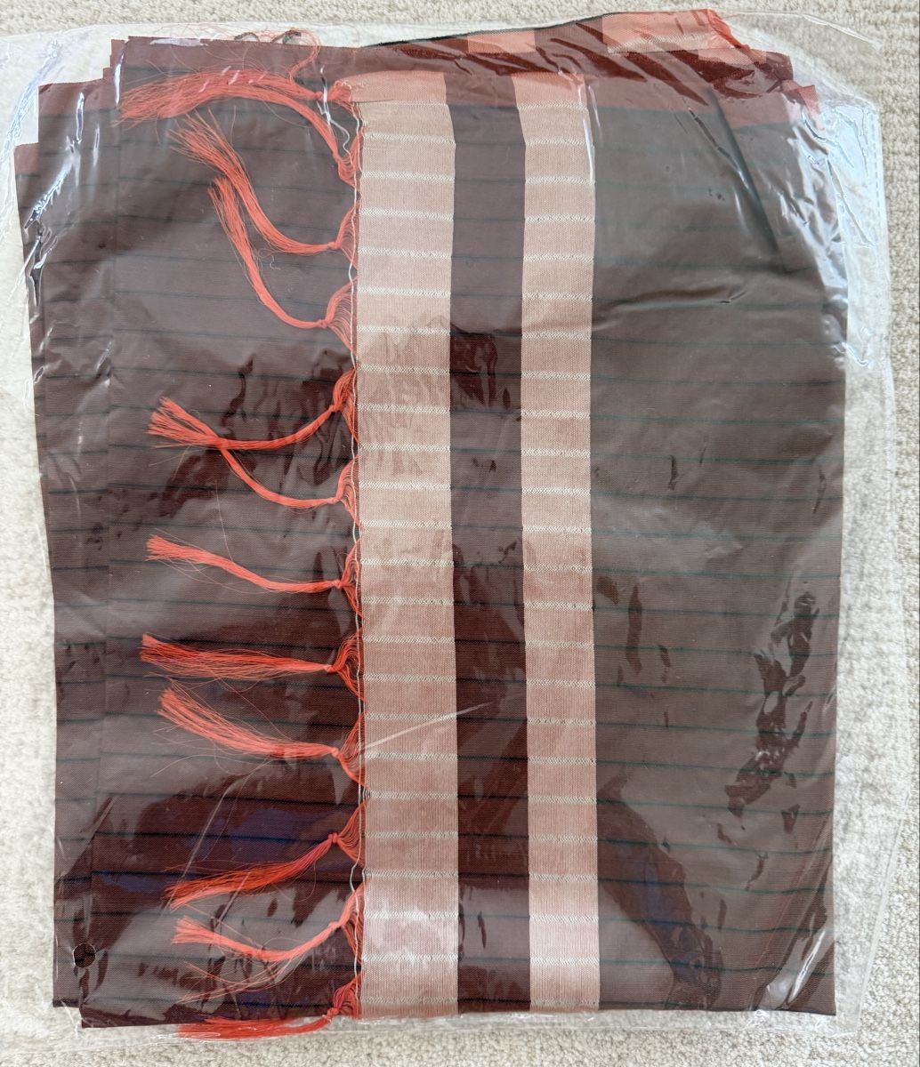 Foulards & écharpes: Schal mit Fransen, Neu – Neuf avec emballage d'origine à Wettswil par Elsol 1
