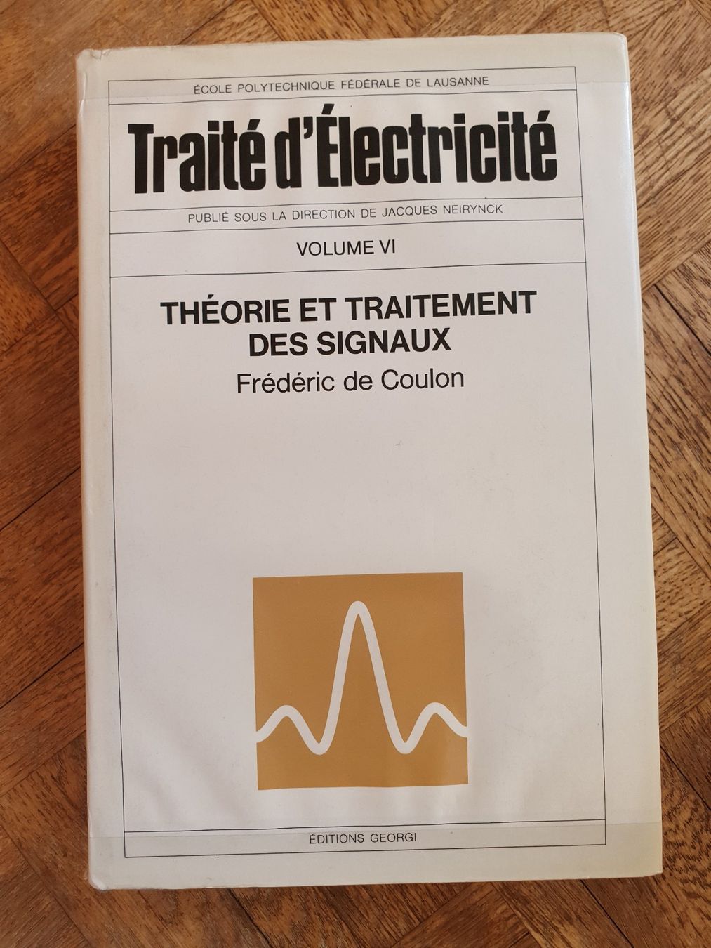 Libri: 16 Traité d'électricité EPFL Presses Polytechniques Romandes – Usato da Marly venduto da G-blitz 4