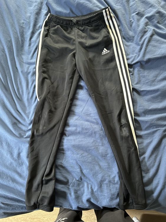 Adidas Pantaloni: Training adidas en 13-14 ans/ US L – Usato da Cugy VD venduto da pit_aless