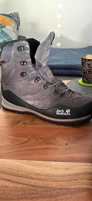 Jack Wolfskin Herrenschuhe: Jack Wolfskin Wanderschuhe 9/43 – Gebraucht aus Diessenhofen von Vivich79 1
